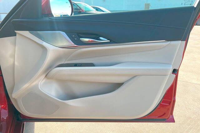 2025 Cadillac CT4 Premium Luxury