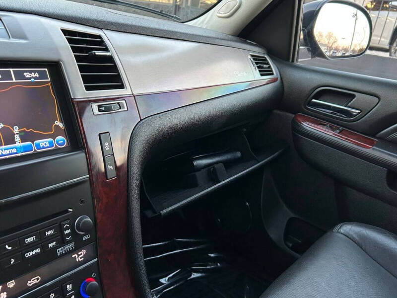 2014 Cadillac Escalade Luxury