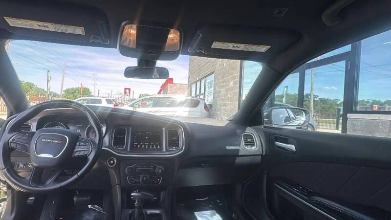 2019 Dodge Charger SXT
