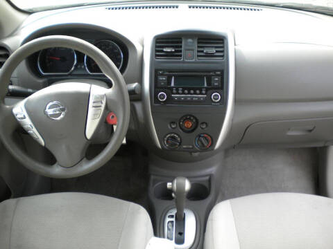 2016 Nissan Versa