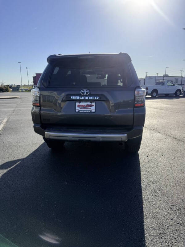 2020 Toyota 4Runner SR5