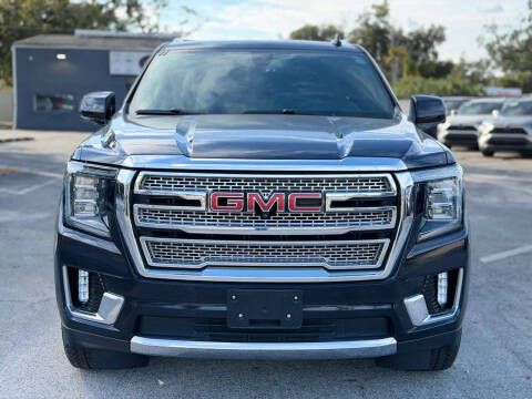 2022 GMC Yukon XL SLT