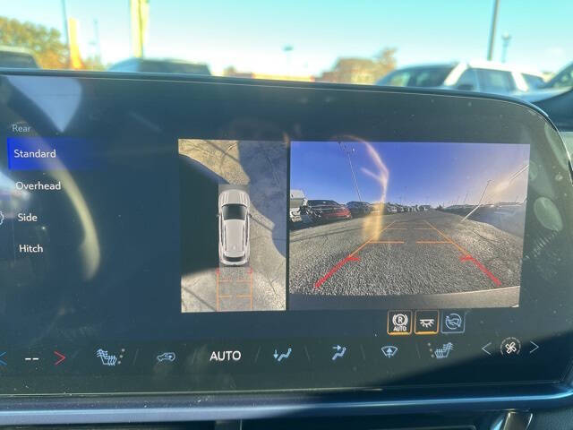 2026 Chevrolet Equinox EV LT 2