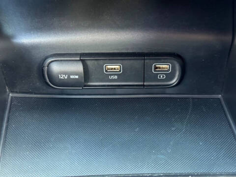 2023 Kia K5