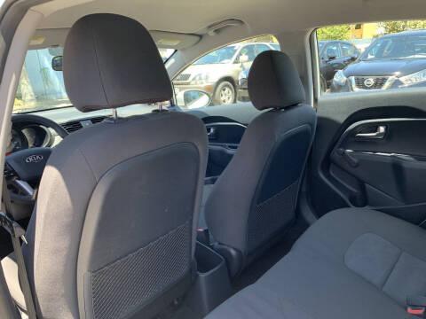 2015 Kia Rio LX