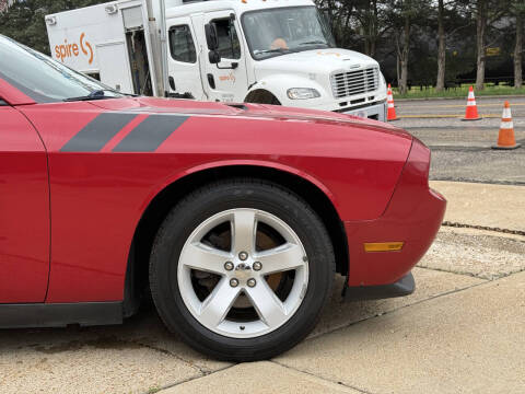 2012 Dodge Challenger SXT