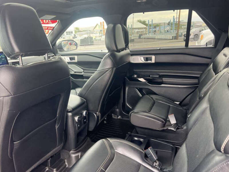 2021 Ford Explorer ST