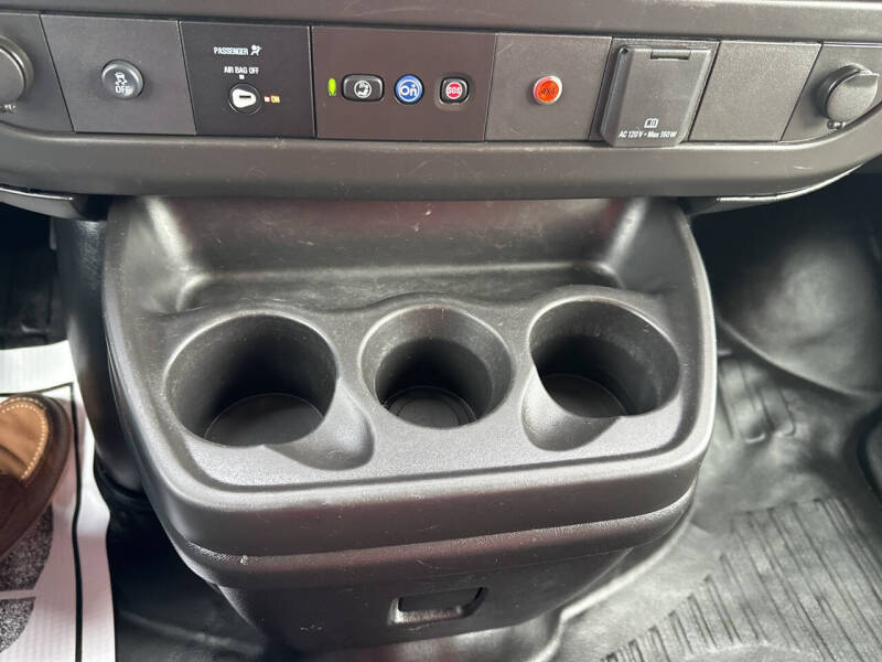 2020 Chevrolet Express 2500