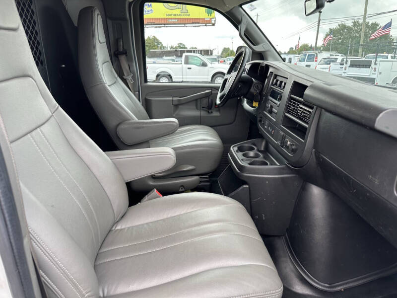 2020 Chevrolet Express 2500