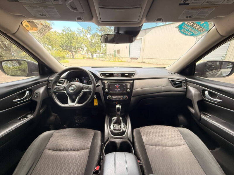 2019 Nissan Rogue S