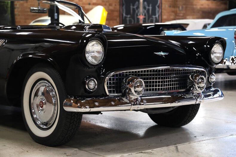 1956 Ford Thunderbird