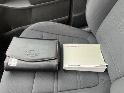 2017 Kia Sorento LX