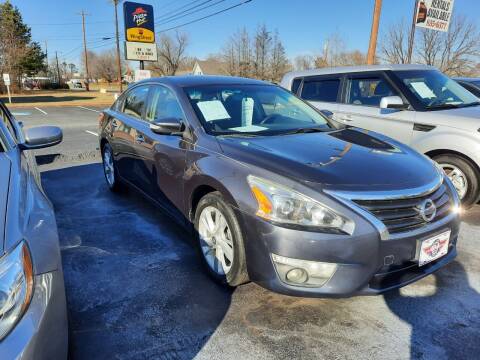 2013 Nissan Altima for sale at G AND J MOTORS in Elkin NC