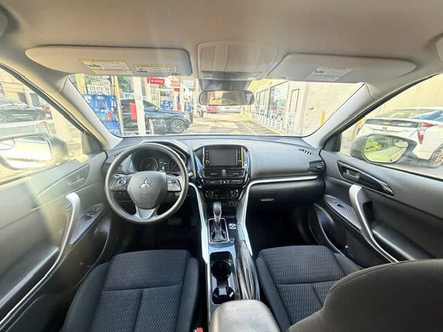 2022 Mitsubishi Eclipse Cross ES