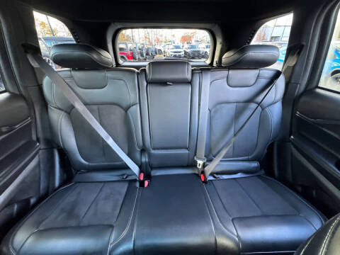 2022 Jeep Grand Cherokee Altitude