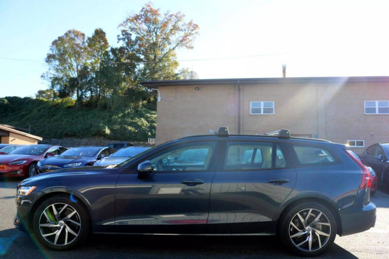 2020 Volvo V60 T5 Momentum