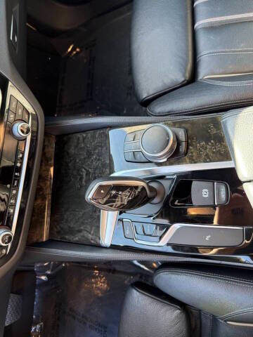 2017 BMW 5 Series 540i