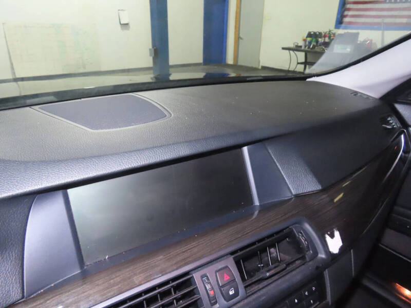 2011 BMW 5 Series 535i