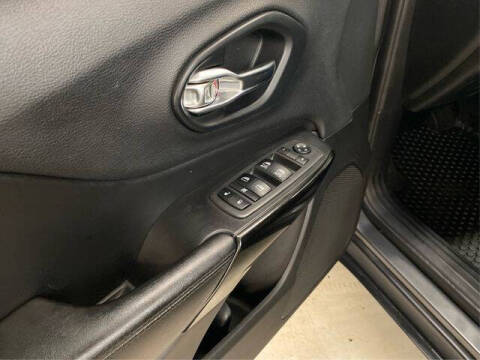 2019 Jeep Cherokee Altitude