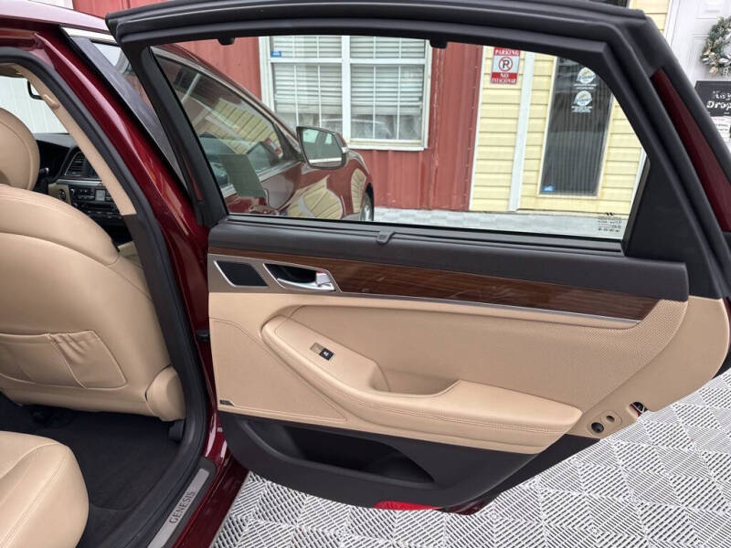 2016 Hyundai Genesis