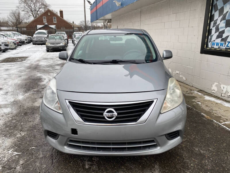 2013 Nissan Versa 1.6 S