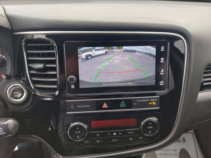 2019 Mitsubishi Outlander SE