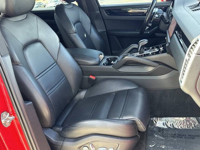 2021 Porsche Cayenne S Coupe