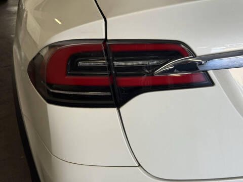2020 Tesla Model X Long Range Plus