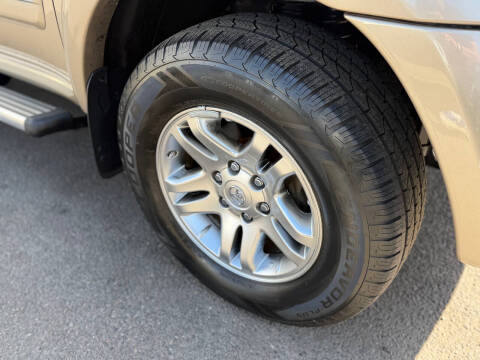2005 Toyota Sequoia SR5