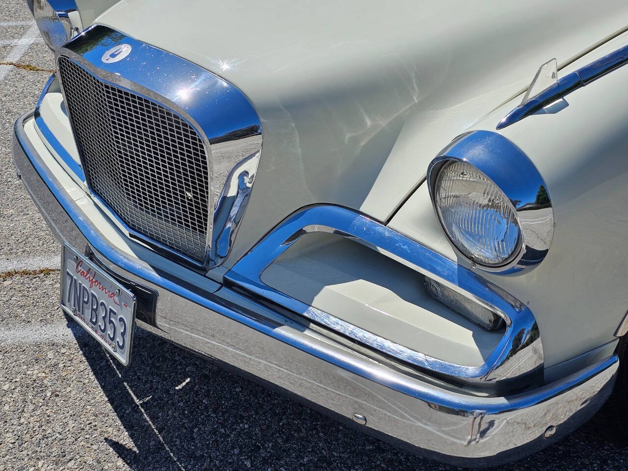 1962 Studebaker Golden Hawk 8