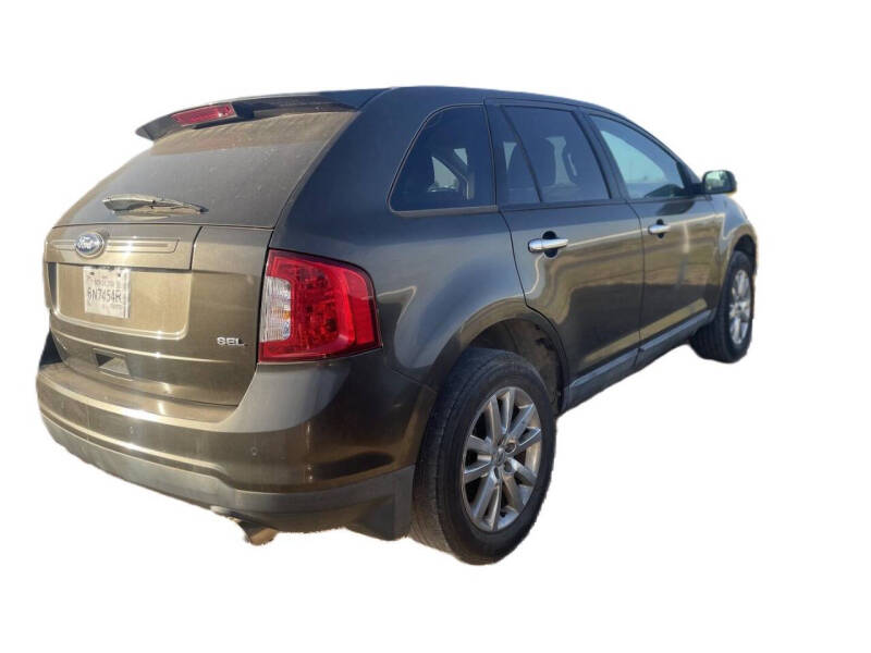 2011 Ford Edge SEL photo 4