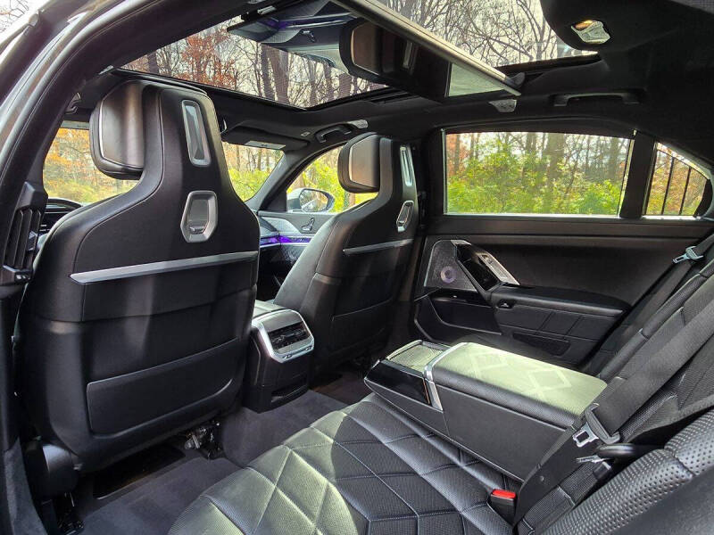 2024 BMW i7 xDrive60