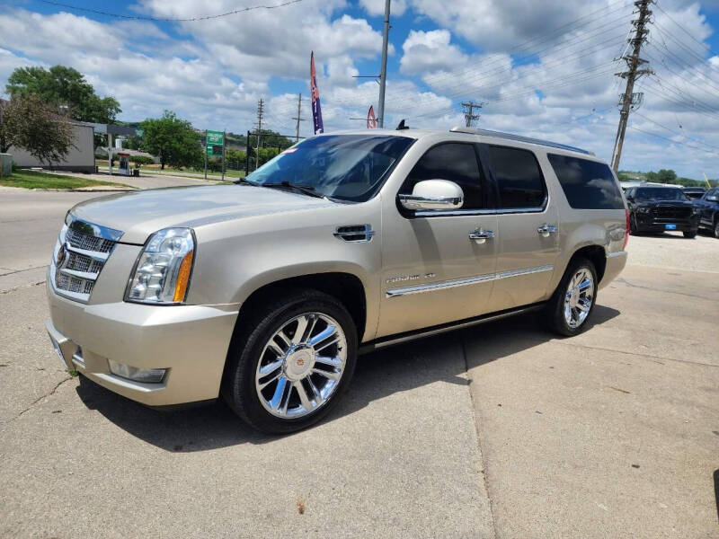 2013 Cadillac Escalade ESV Platinum Edition
