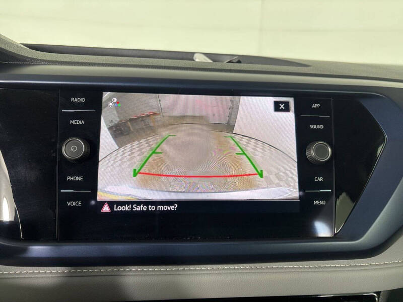 2024 Volkswagen Taos SE 4Motion