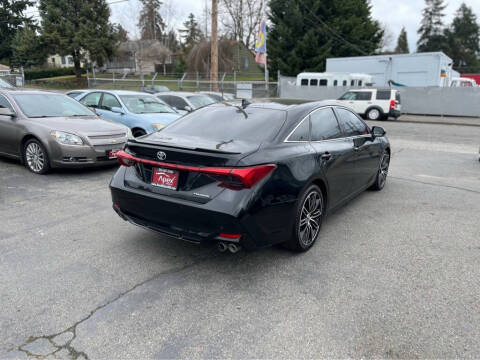 2019 Toyota Avalon XLE