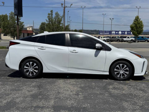 2022 Toyota Prius XLE AWD-e