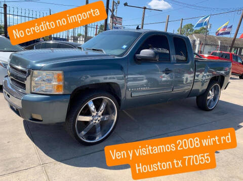 2009 Chevrolet Silverado 1500 for sale at Hispanos Cars 4 Less by Cadena Motors, Inc. in Houston TX