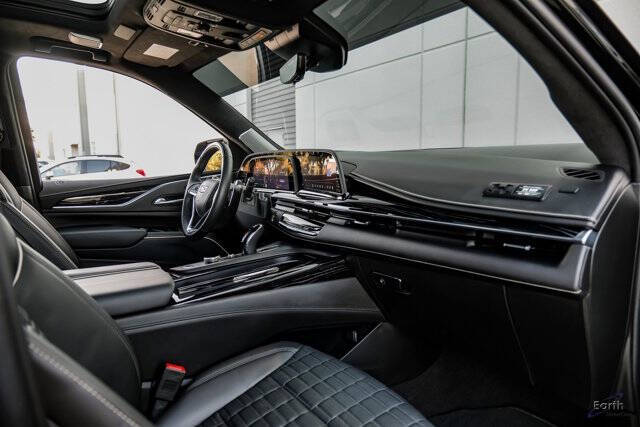 2023 Cadillac Escalade-V