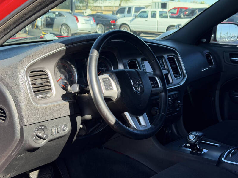 2012 Dodge Charger SXT
