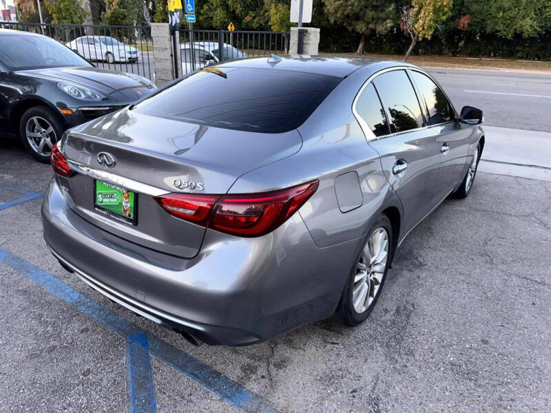 2018 INFINITI Q50 SPORT photo 6