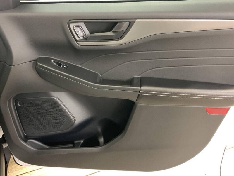 2023 Ford Escape Hybrid Active