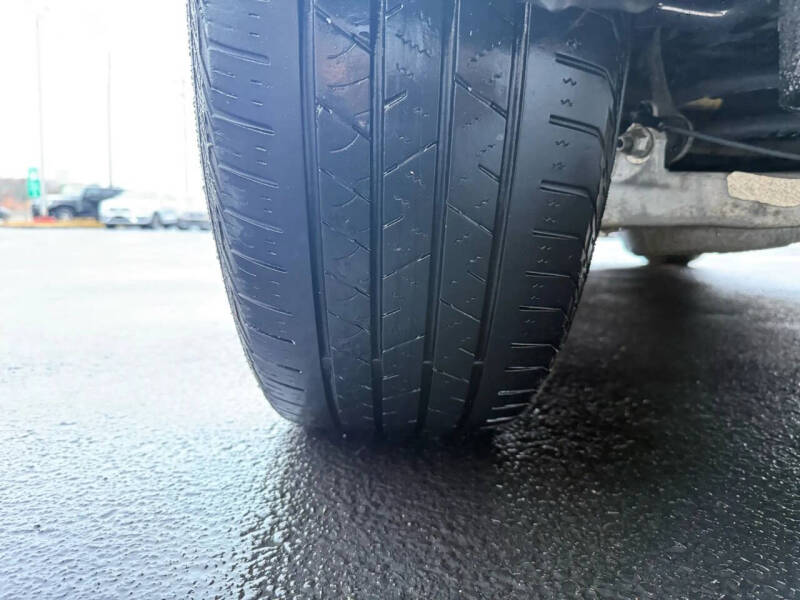 2019 Lincoln Nautilus Select