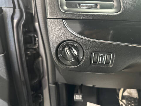 2015 Dodge Grand Caravan SXT Plus