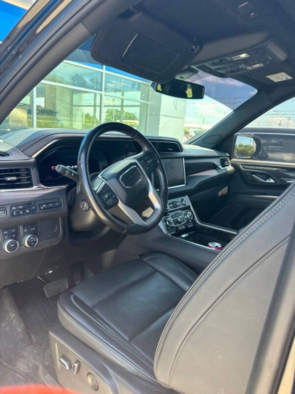 2022 GMC Yukon Denali