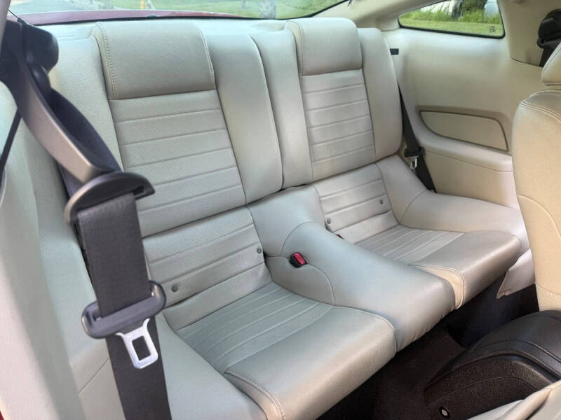 2010 Ford Mustang V6