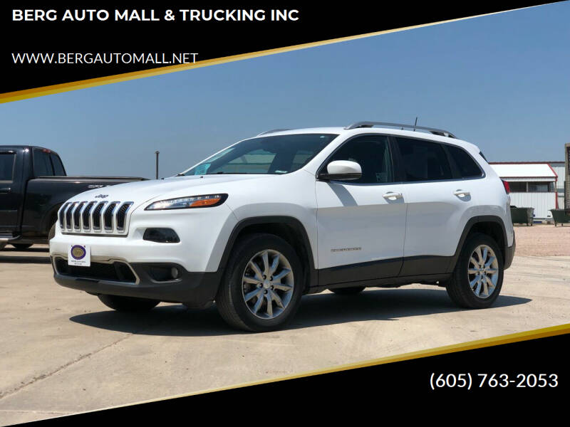 BERG AUTO MALL & TRUCKING INC Car Dealer in Beresford, SD