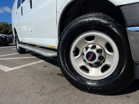 2021 GMC Savana 2500