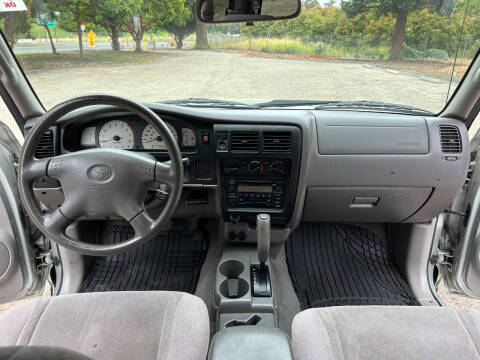 2003 Toyota Tacoma PreRunner V6