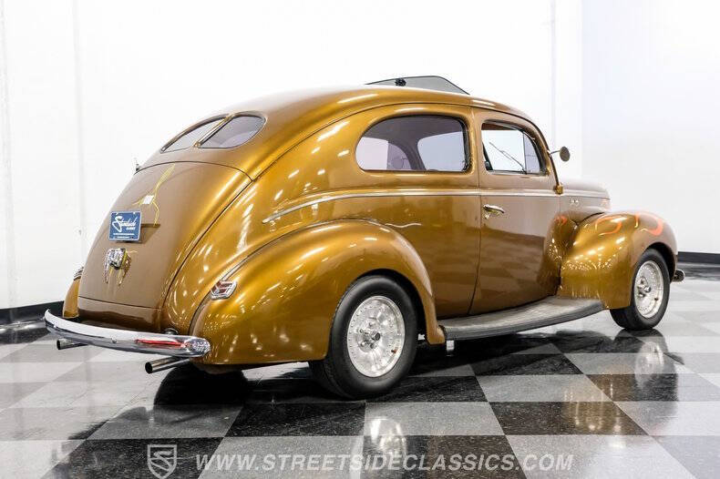 1940 Ford Deluxe