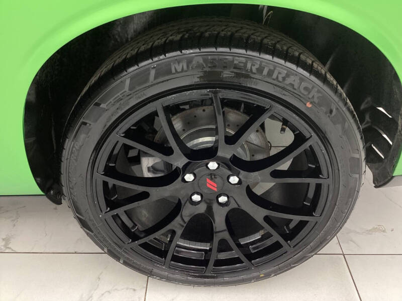 2017 Dodge Challenger SXT